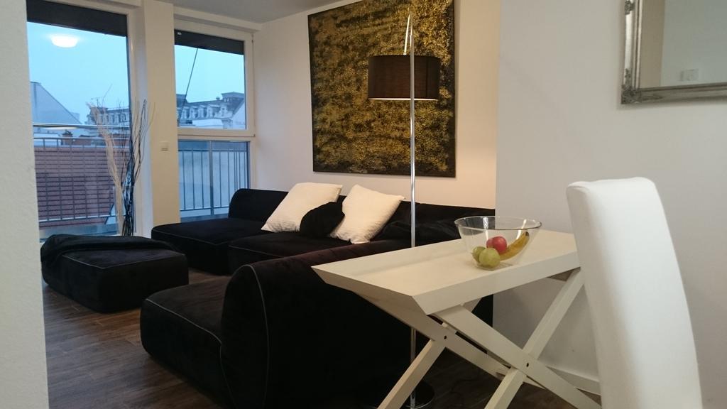 Alga Apartments Am Westbahnhof Viena Habitación foto