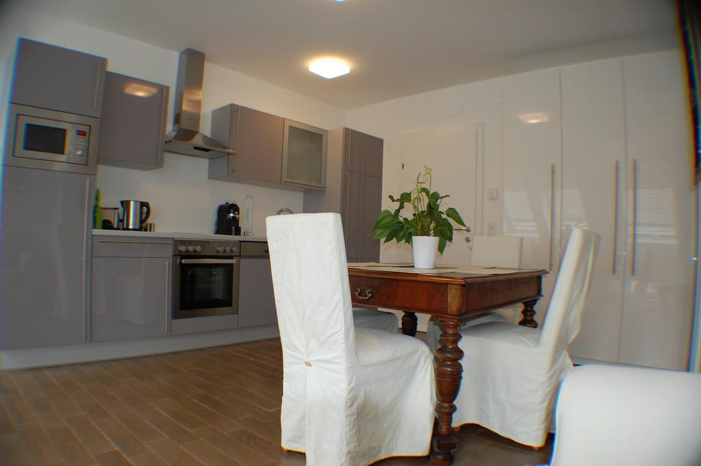 Alga Apartments Am Westbahnhof Viena Habitación foto